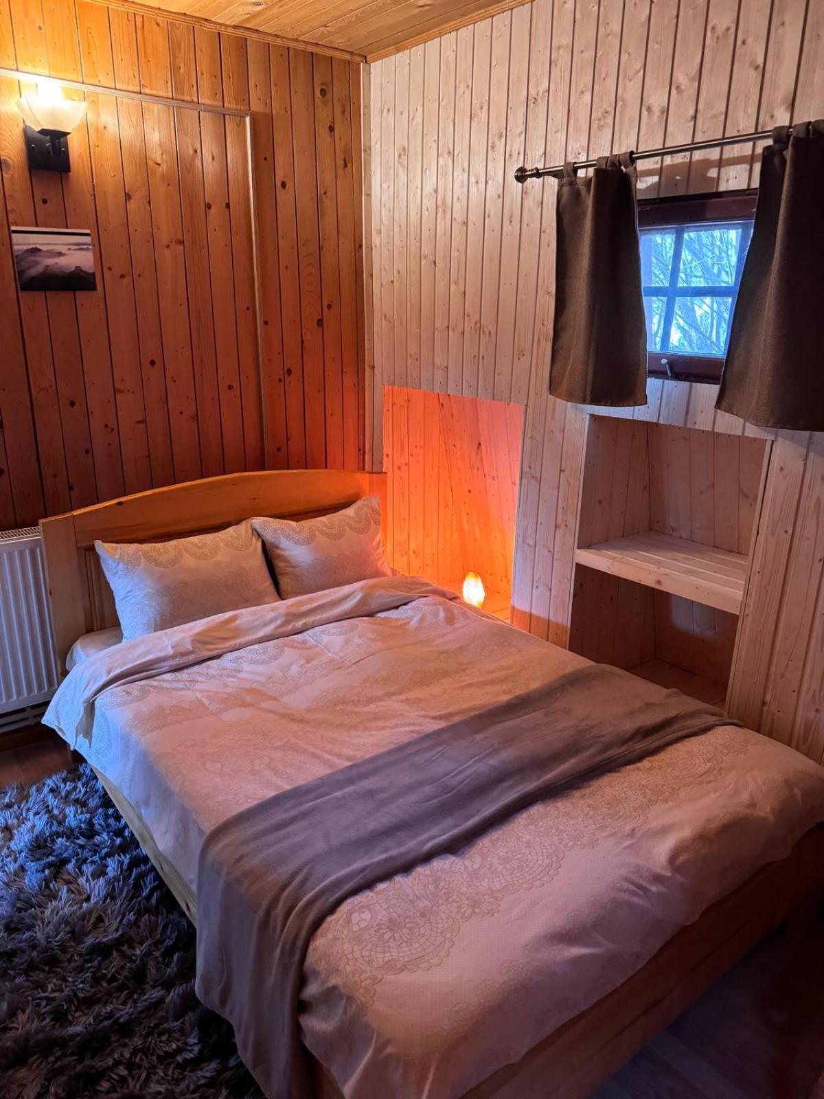 Cabana Din Padurea Valeni Vălenii de Munte エクステリア 写真