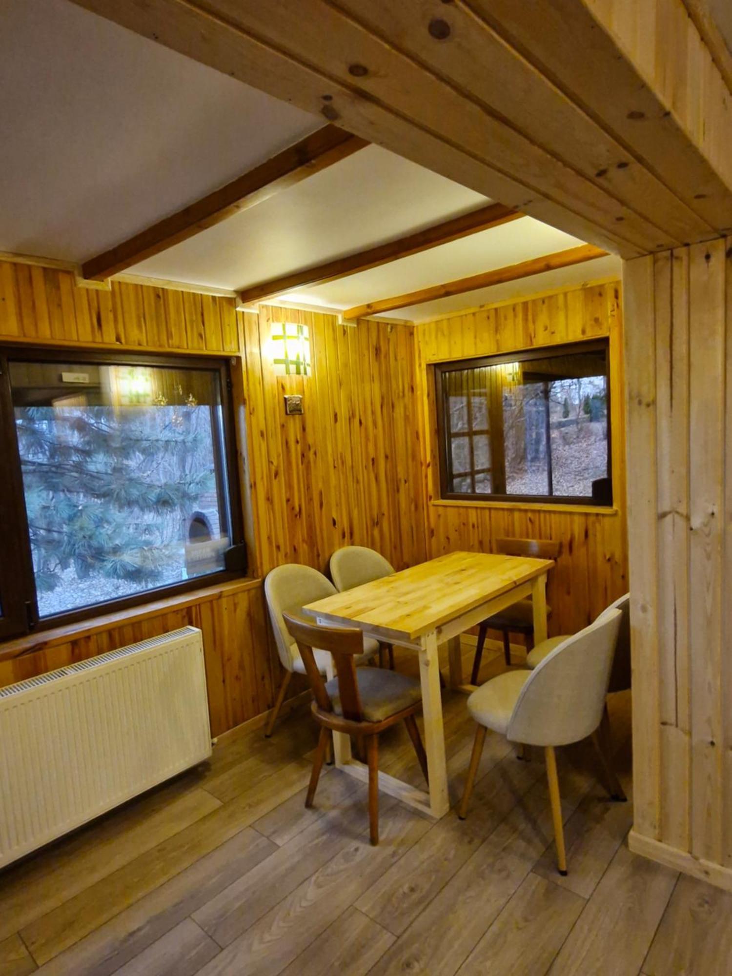 Cabana Din Padurea Valeni Vălenii de Munte エクステリア 写真